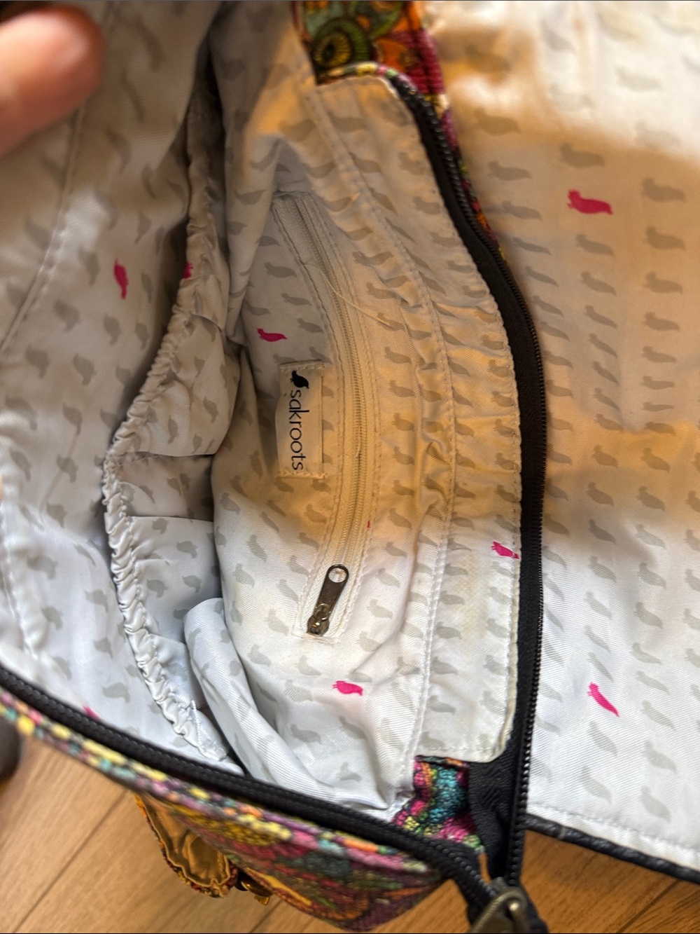 Sakroots convertible backpack crossbody bag - Picture 6 of 8